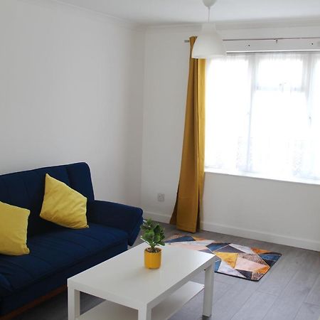 Coolfin House-Close To Excel, Contractors, Relocators, Paid Parking Villa Londra Dış mekan fotoğraf